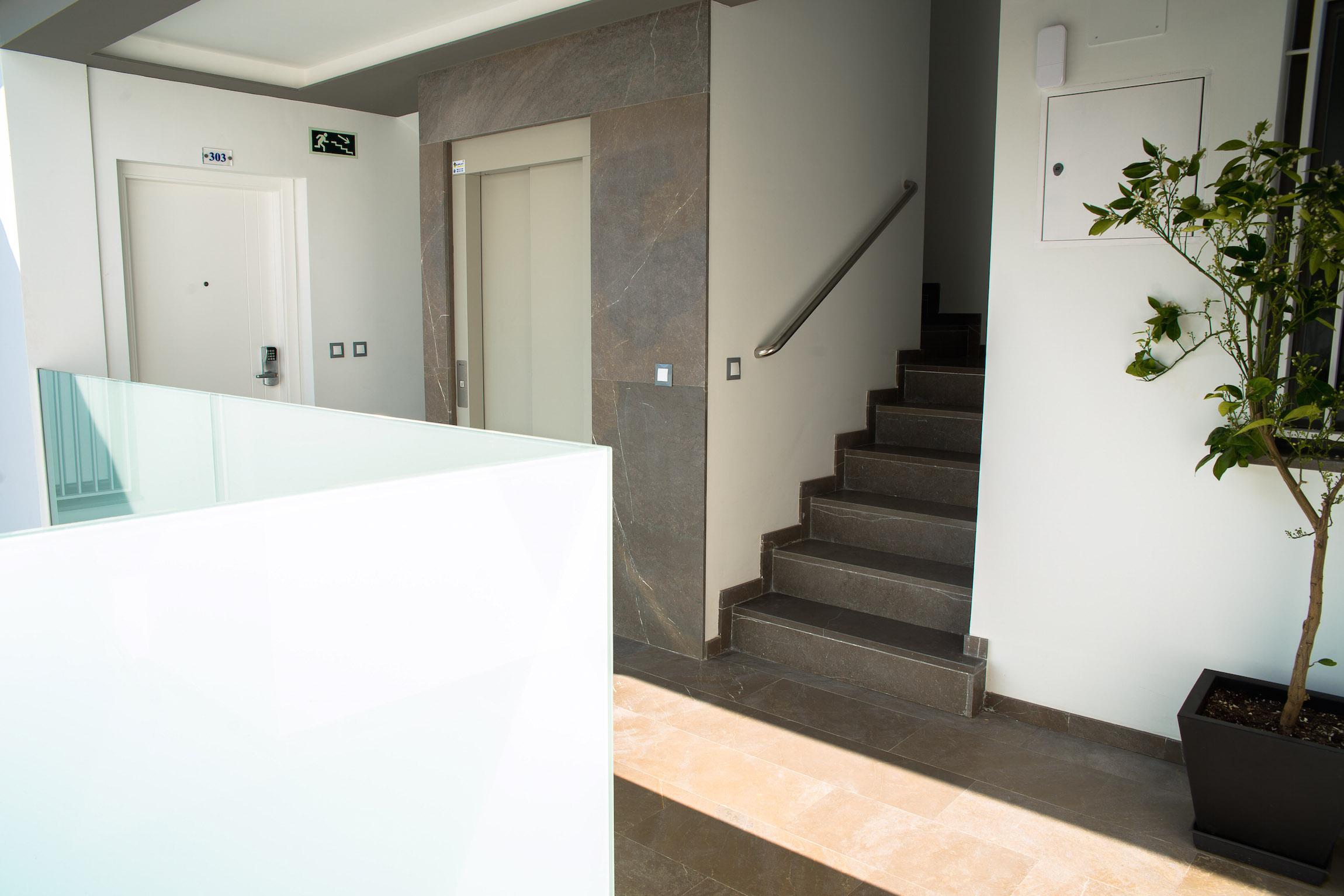 Apartamentos Campo Del Principe Гранада Екстериор снимка