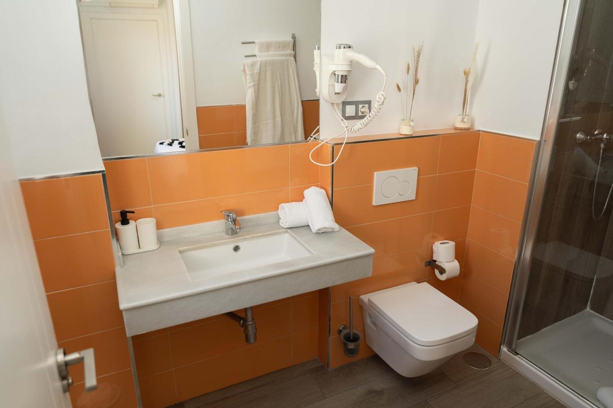 Apartamentos Campo Del Principe Гранада Екстериор снимка