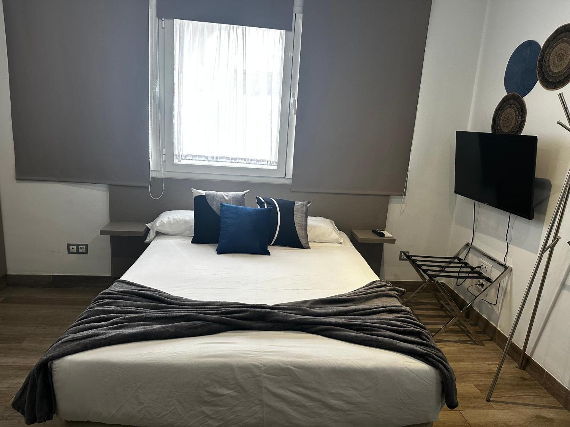 Apartamentos Campo Del Principe Гранада Екстериор снимка