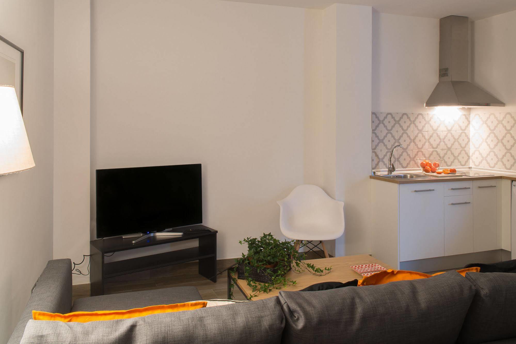 Apartamentos Campo Del Principe Гранада Екстериор снимка
