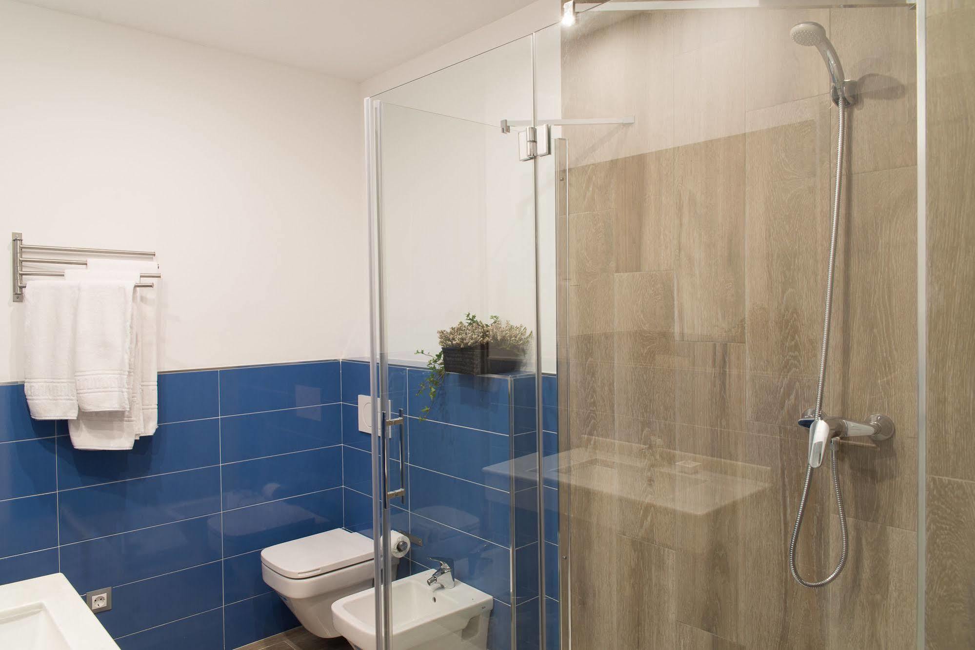 Apartamentos Campo Del Principe Гранада Екстериор снимка